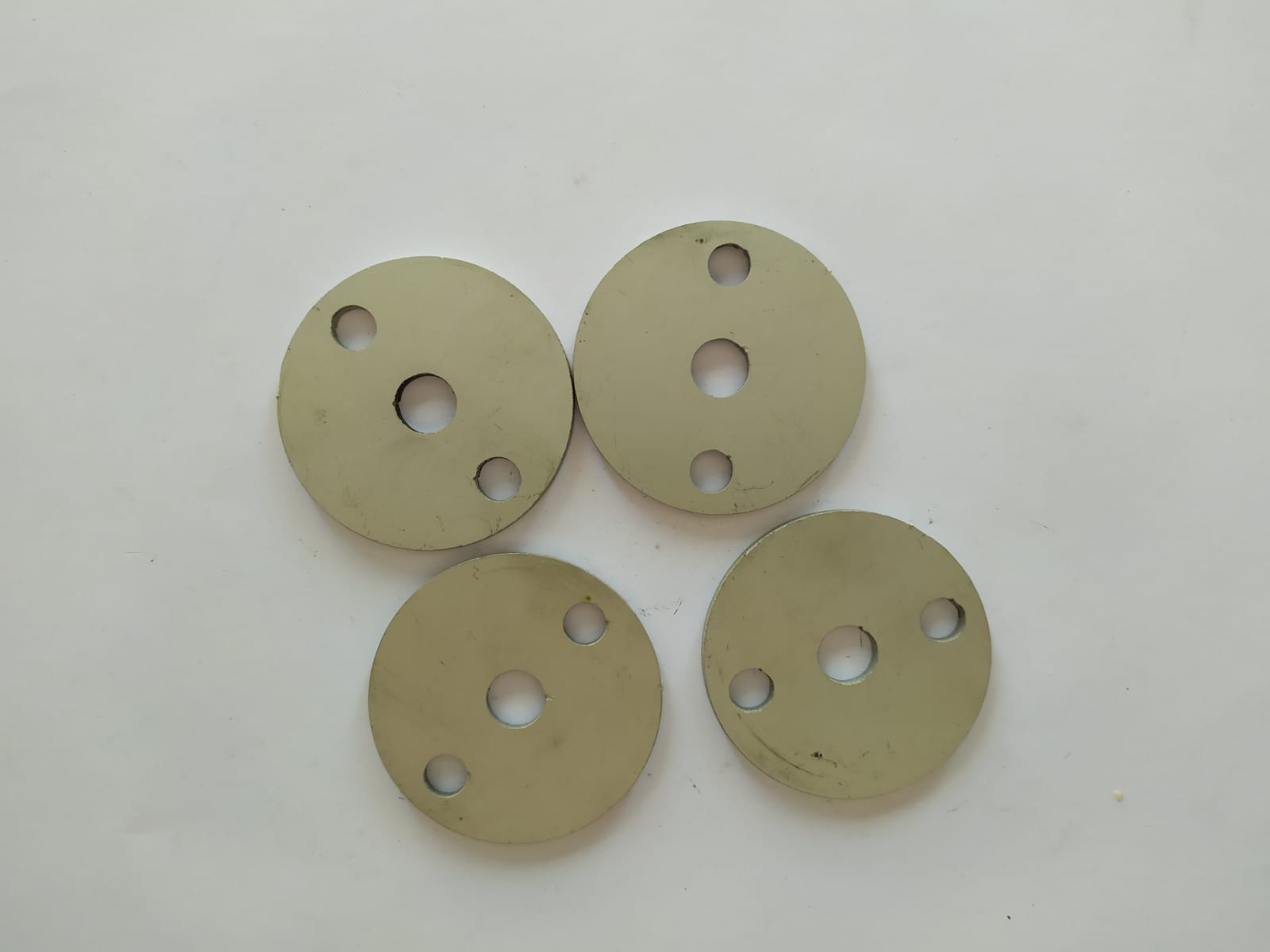 FLANGE REDONDA DE 3/8" DIÂMETRO EXTERNO 38MM